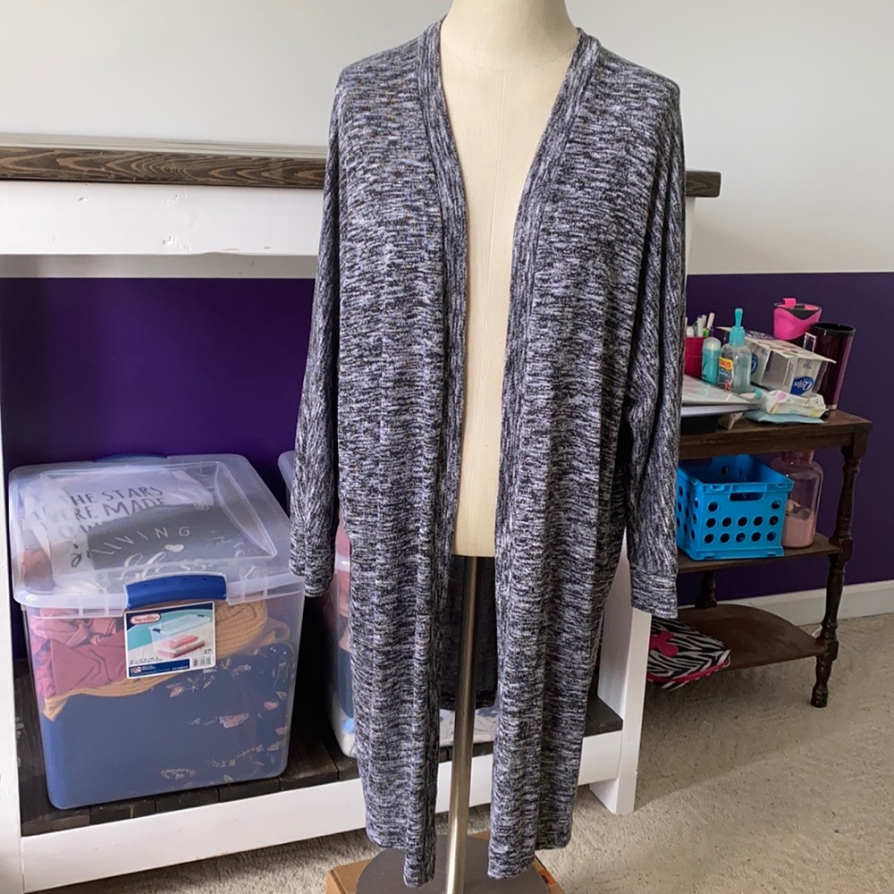 Black and White Hearthered Cardigan